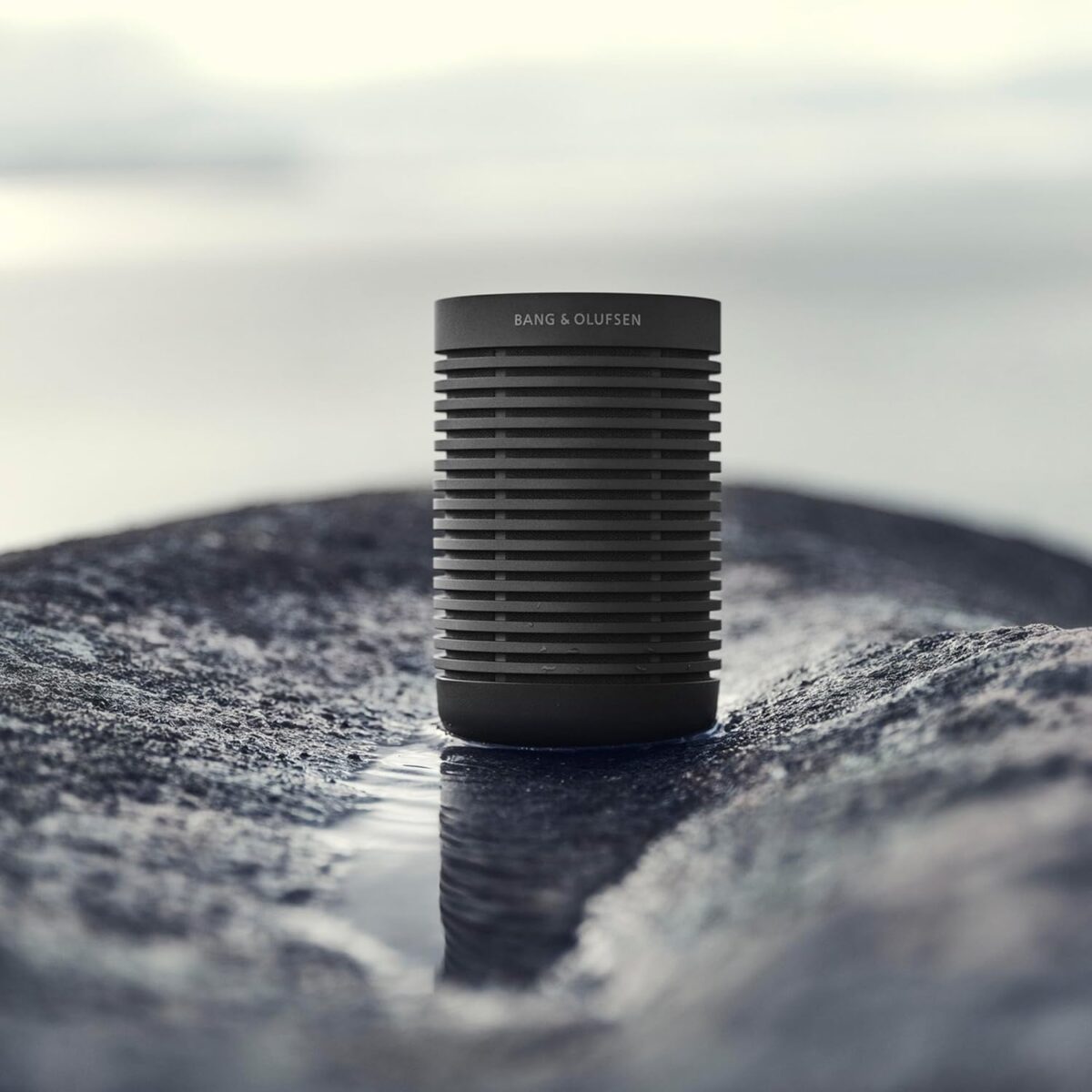 Bang & Olufsen Beosound Explore - Wireless Outdoor Bluetooth Speaker, Black Anthracite - Image 4